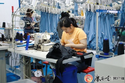 柳州縣域經濟觀察|柳北區 增長韌勁強 企業干勁足 服裝設計產業蓬勃發展